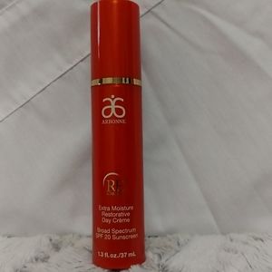 Arbonne RE9 Advanced Day Crème